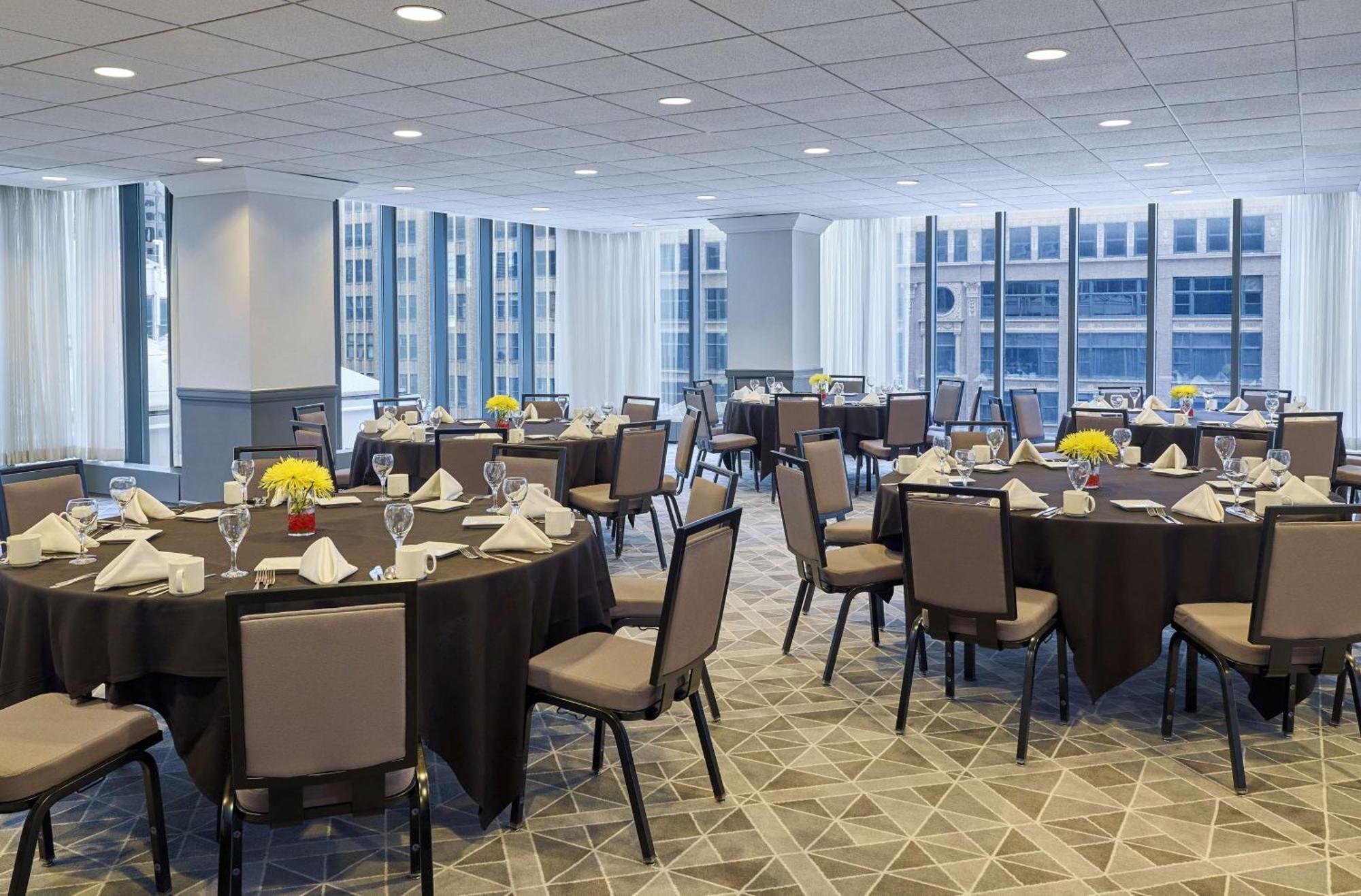 The Marquette Hotel, Curio Collection By Hilton Minneapolis Exterior foto